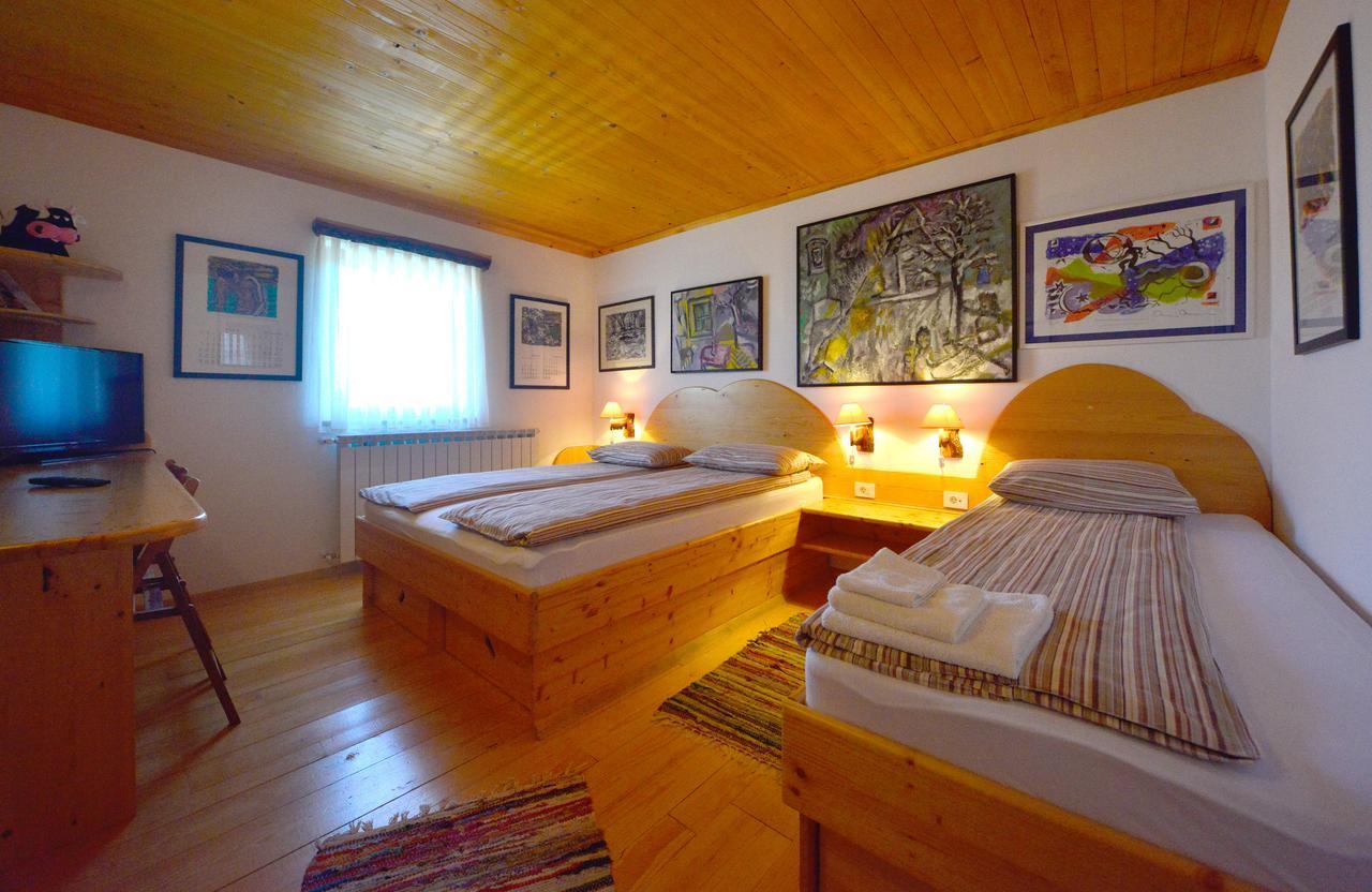 Kod Korita Rooms 크르니 루그 외부 사진